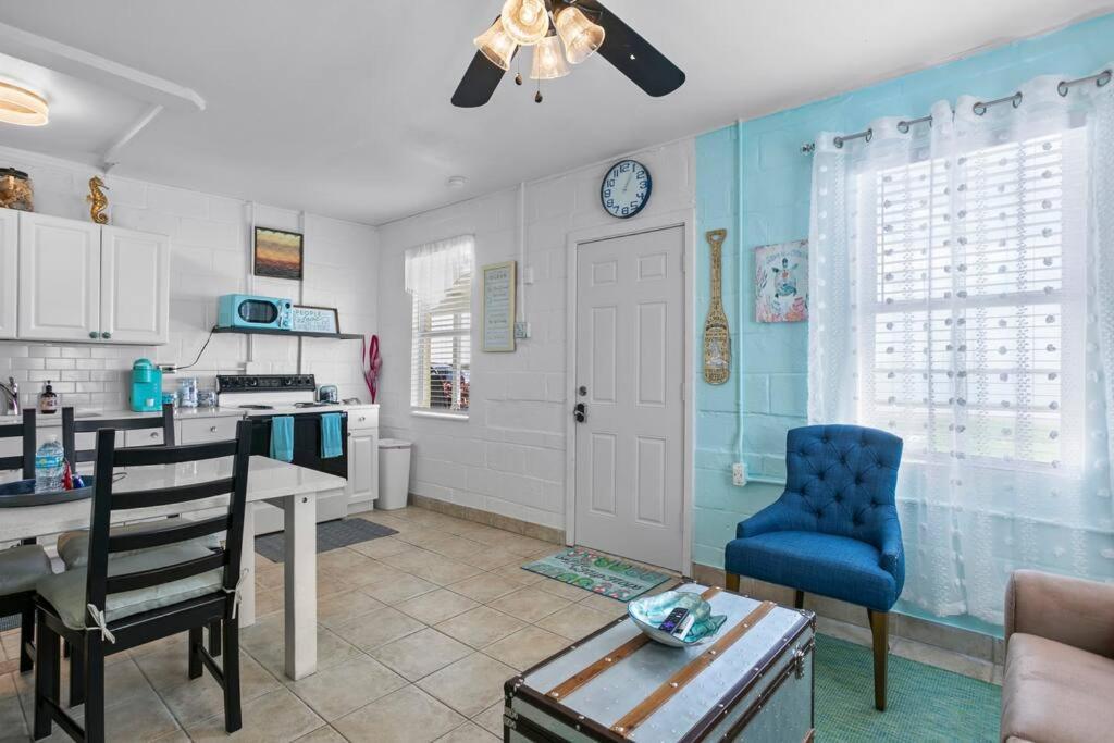 Mermaids Grotto Waterfront 1Br Apt With Bay View Villa Tampa Exteriör bild