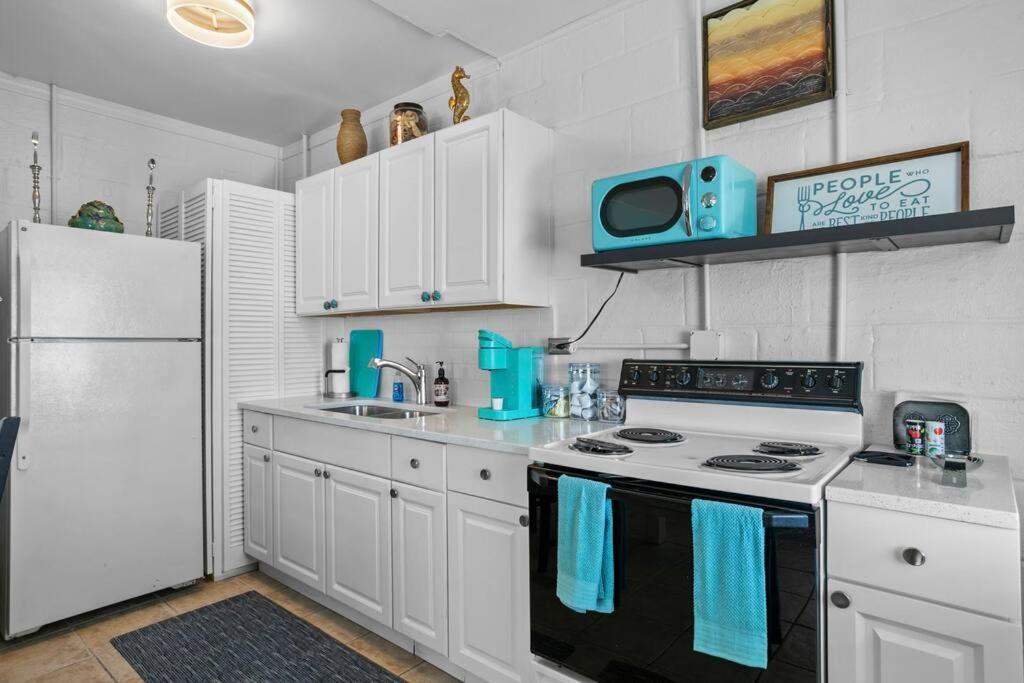 Mermaids Grotto Waterfront 1Br Apt With Bay View Villa Tampa Exteriör bild