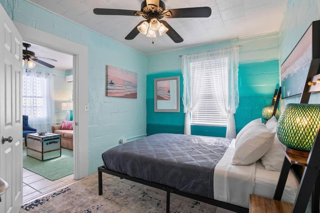 Mermaids Grotto Waterfront 1Br Apt With Bay View Villa Tampa Exteriör bild